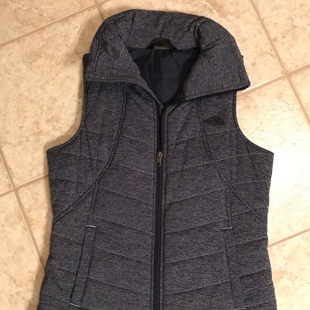 Women’s Northface Vest